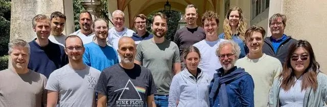 Gruppenfoto des BLUEBIRD-Teams
